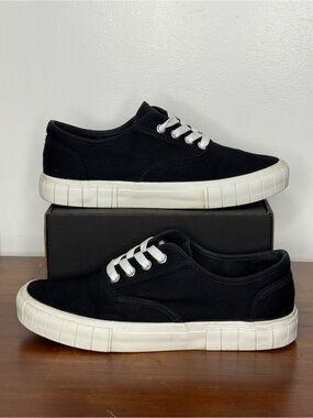 Madden Girl Bexx Black Canvas Upper Low-Top Sneakers White Platform Sz 9 | GUC